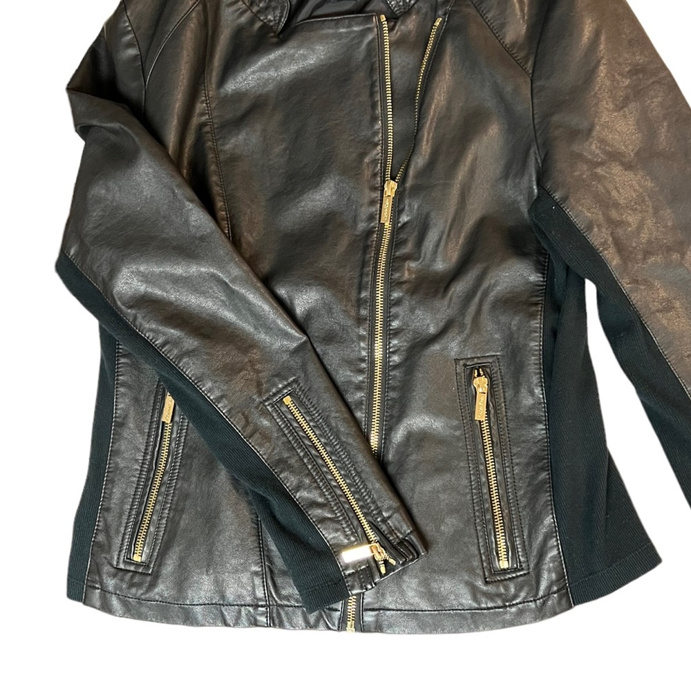 Calvin Klein Black leather Moto Jacket w Gold Zipper/Cuffs/ Pockets & Closure M - Picture 2 of 9